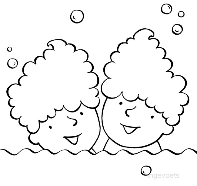 lijntekening, grappige illustratie in zwart wit van kinderen in bad onder het schuim.